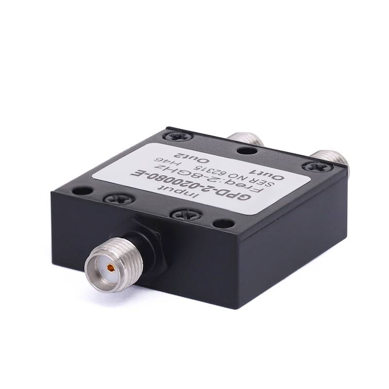2-Way SMA Power Divider From 2 GHz to 8 GHz Rated at 30 Watts