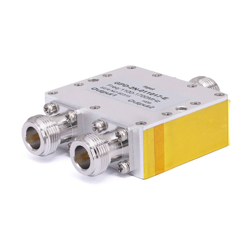2-Way N Power Divider, One Output with DC Block, From 1.1 GHz to 1.7 GHz Rated at 30 Watts