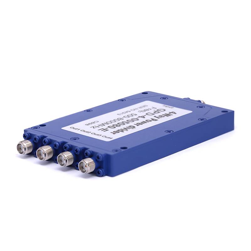 4-Way SMA Power Divider From 0.5 GHz to 8 GHz Rated at 20 Watts