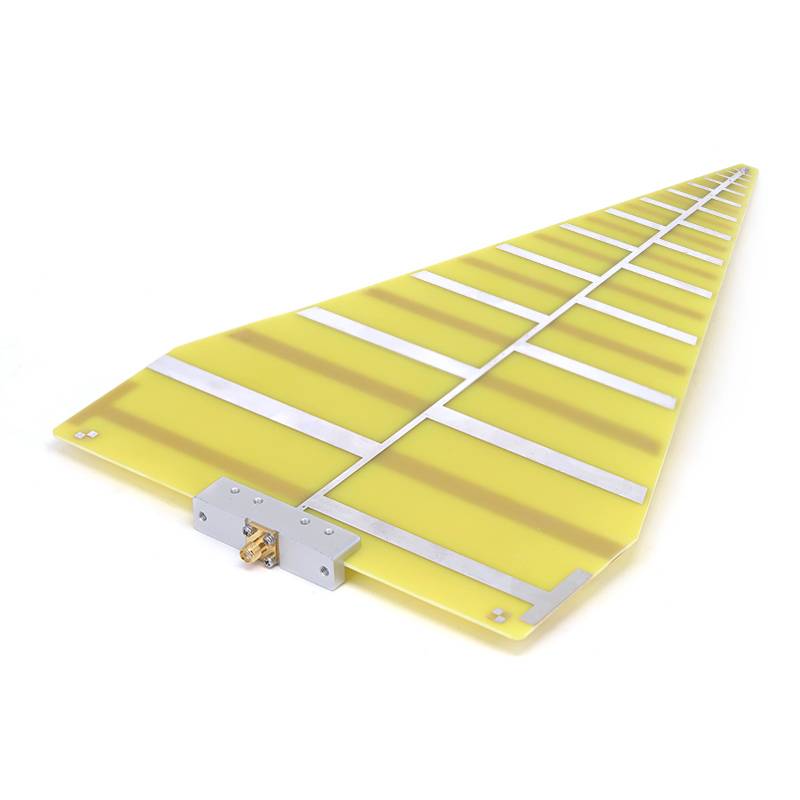 500MHz to 6GHz Ultra-Wideband 6dBi Gain Log-periodic Antenna