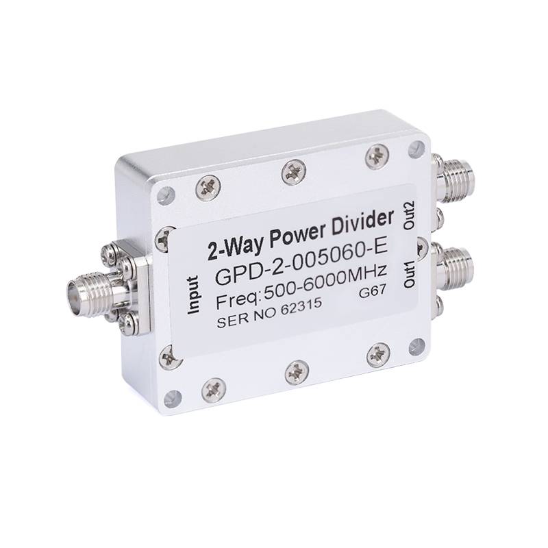 2-Way SMA Power Divider From 0.5 GHz to 6 GHz Rated at 30 Watts