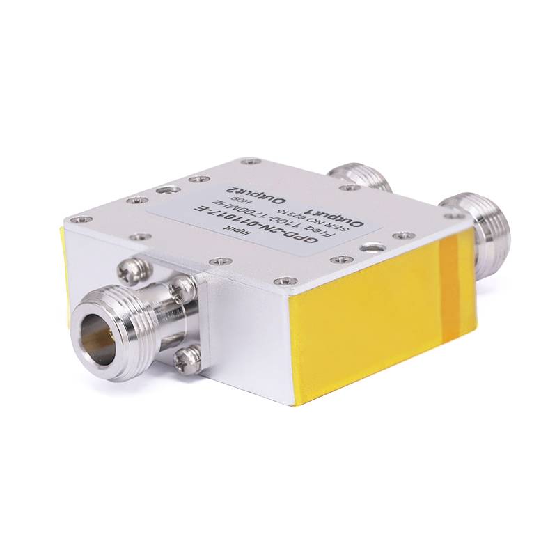 2-Way N Power Divider, One Output with DC Block, From 1.1 GHz to 1.7 GHz Rated at 30 Watts